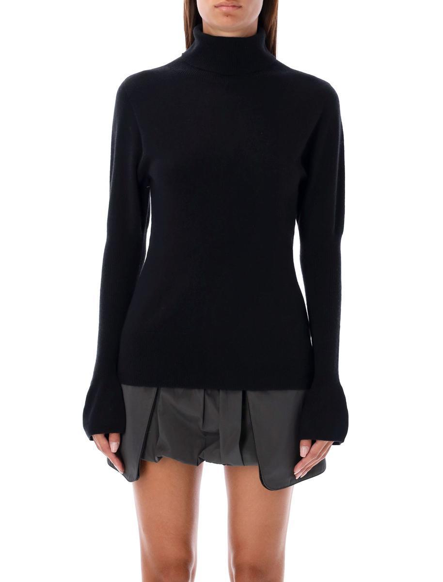 Low Classic Puff Sleeves Turtleneck Sweater in Black