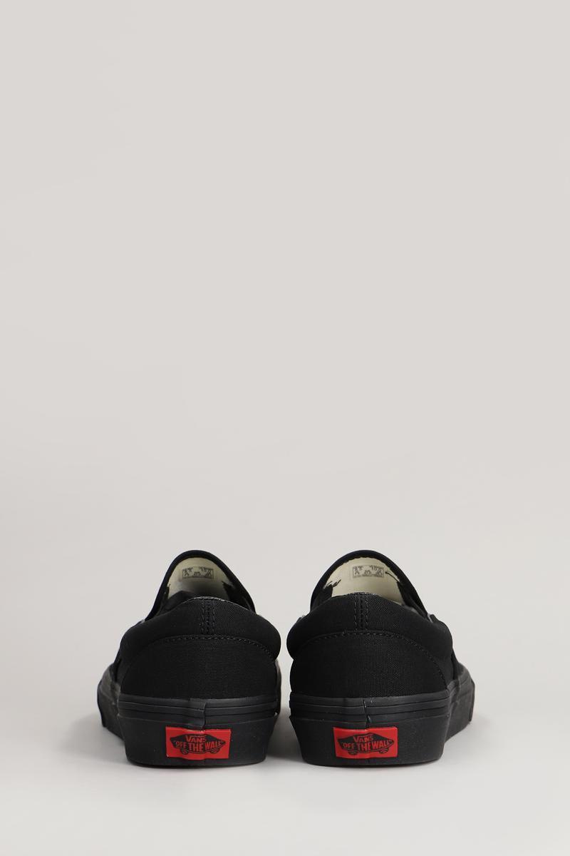 Vans Ua Classic Slip-On Sneakers in Black