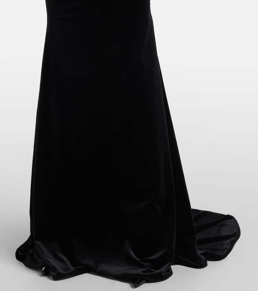 Open-back velvet gown