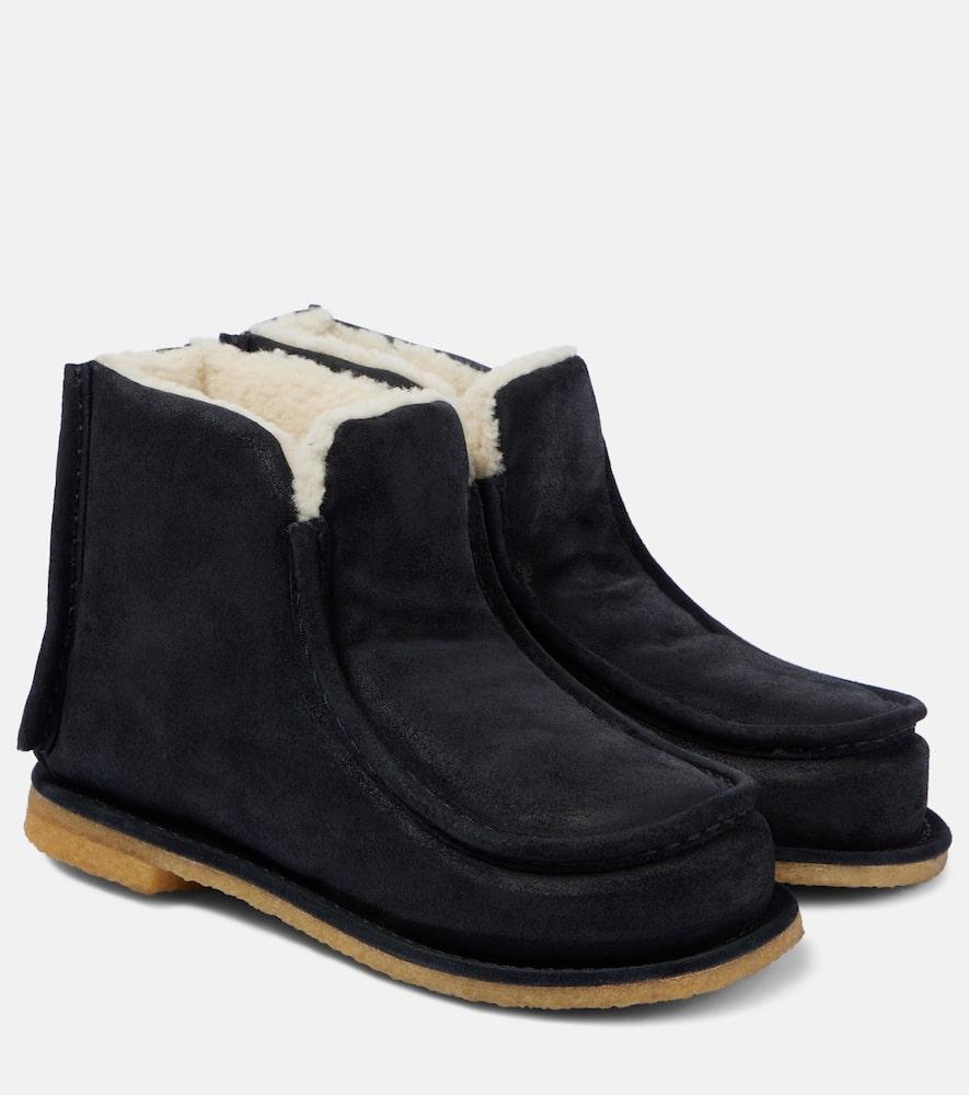 Shearling-lined leather ankle boots