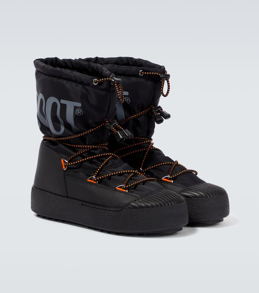 Logo snow boots