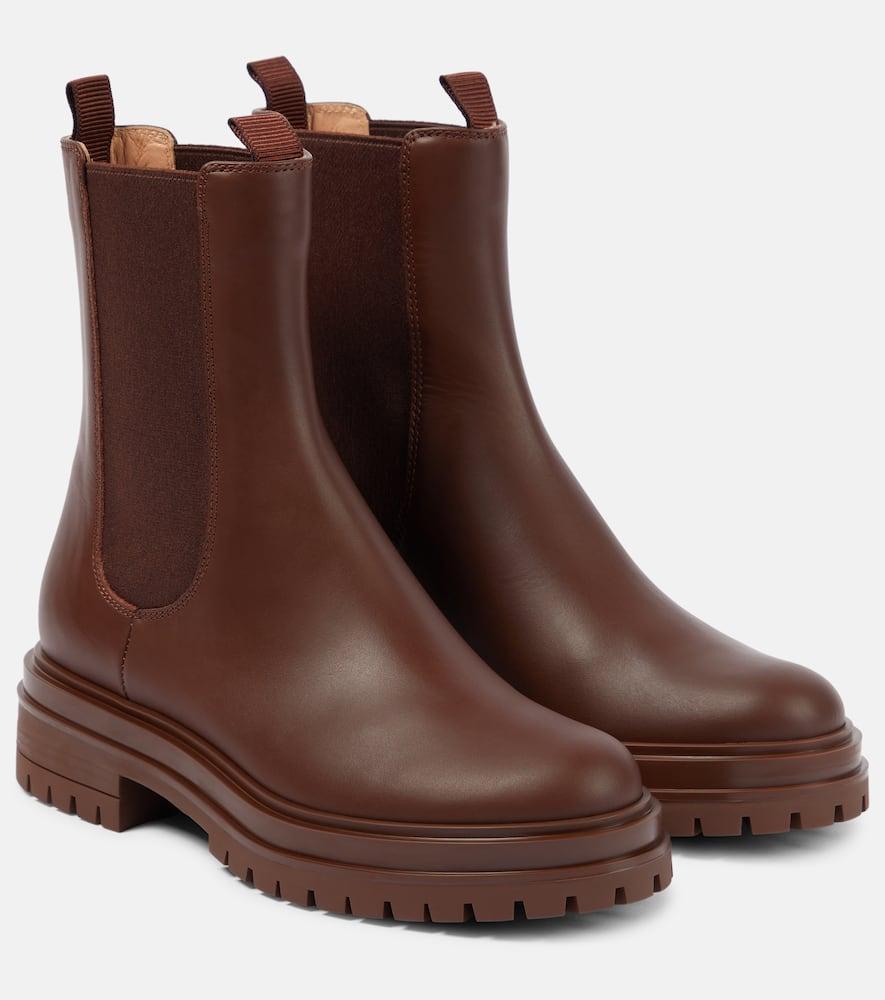 Chester leather Chelsea boots