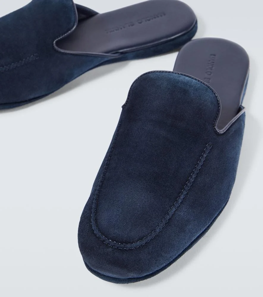 Suede slippers