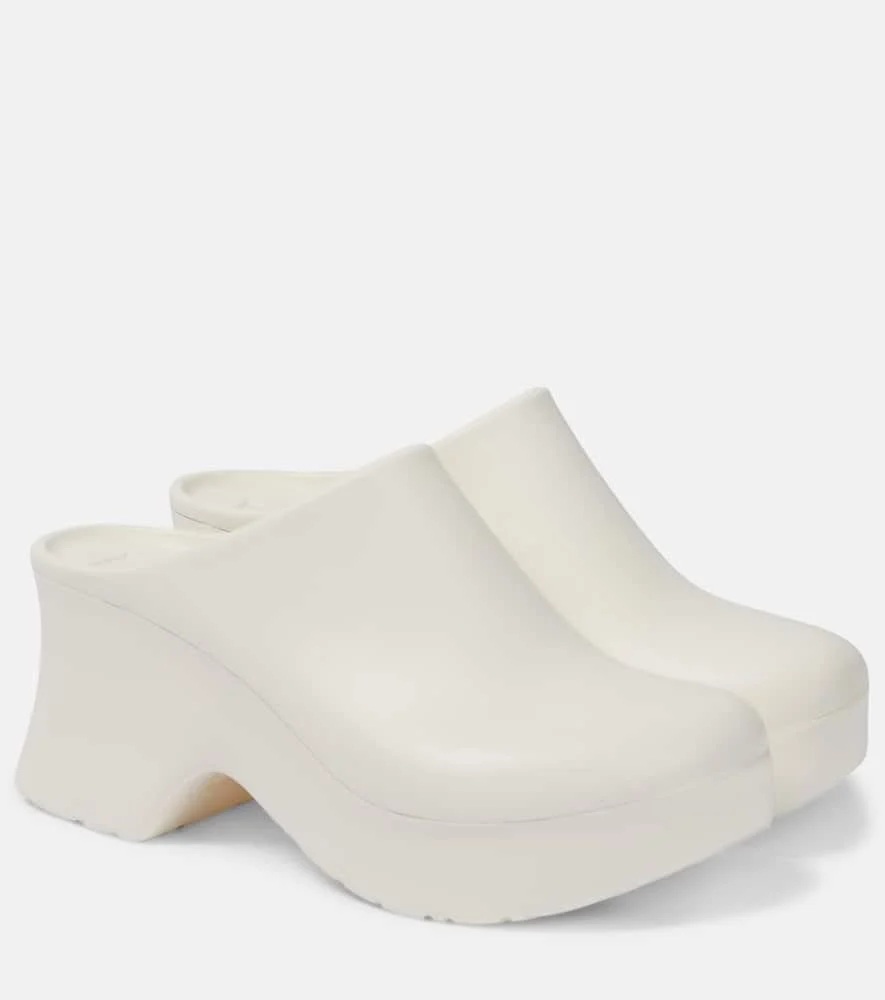 Terra rubber clogs