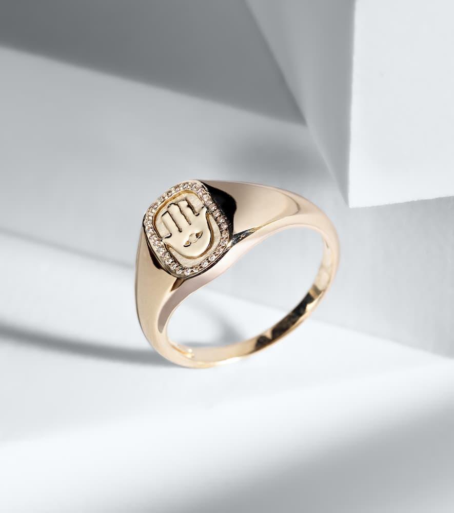 Hamsa Icon 14kt gold ring with diamonds