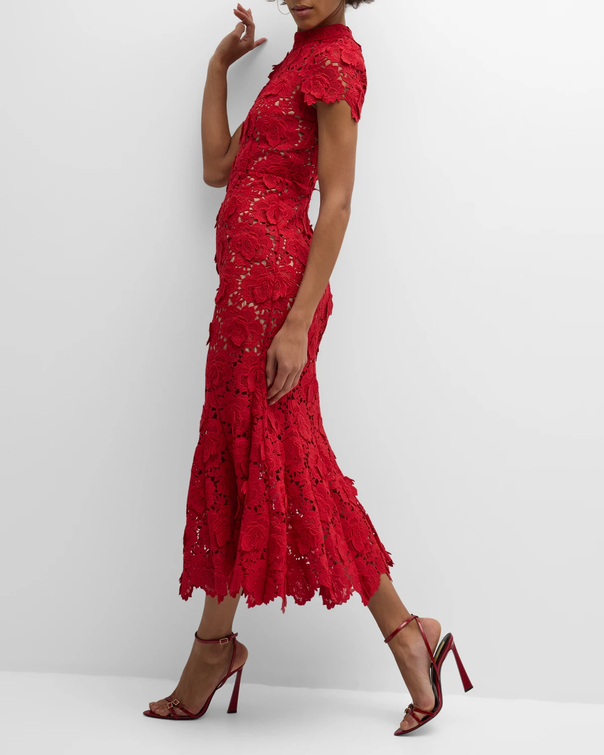 Flower Lace Short-Sleeve Trumpet Midi Dress