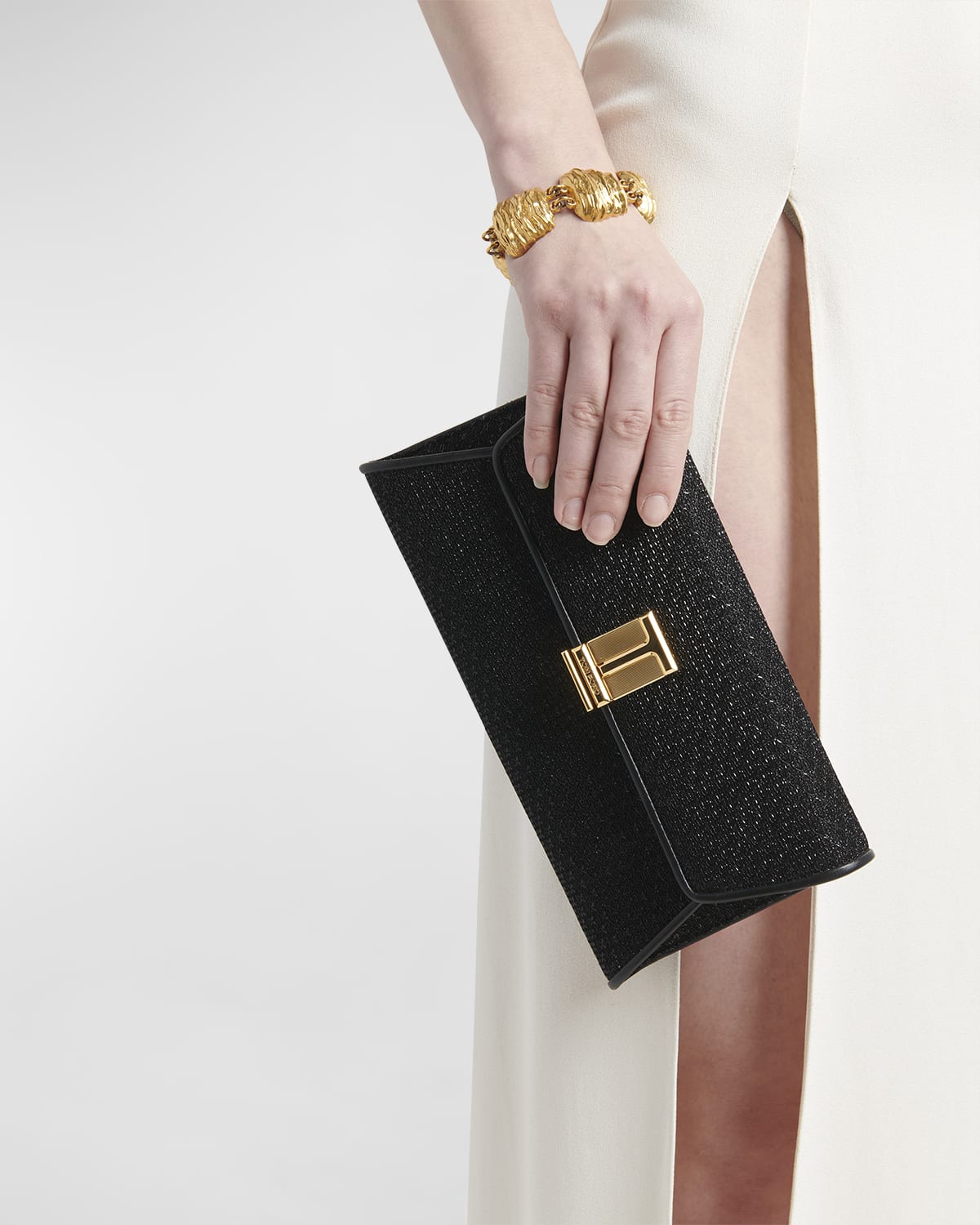 Nobile Clutch in Textured Fabric