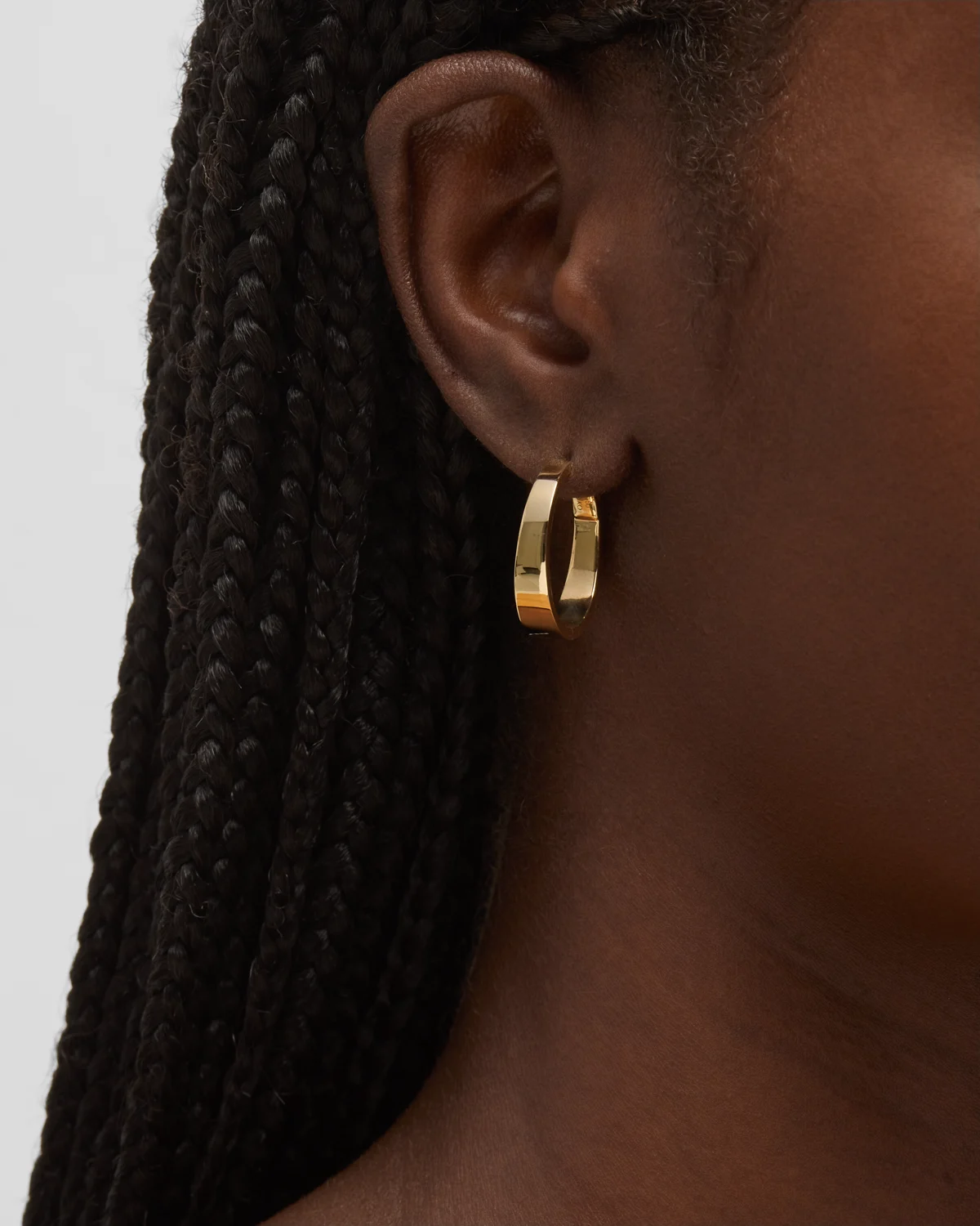 Plain Meryl Hoop Earrings in Yellow Gold