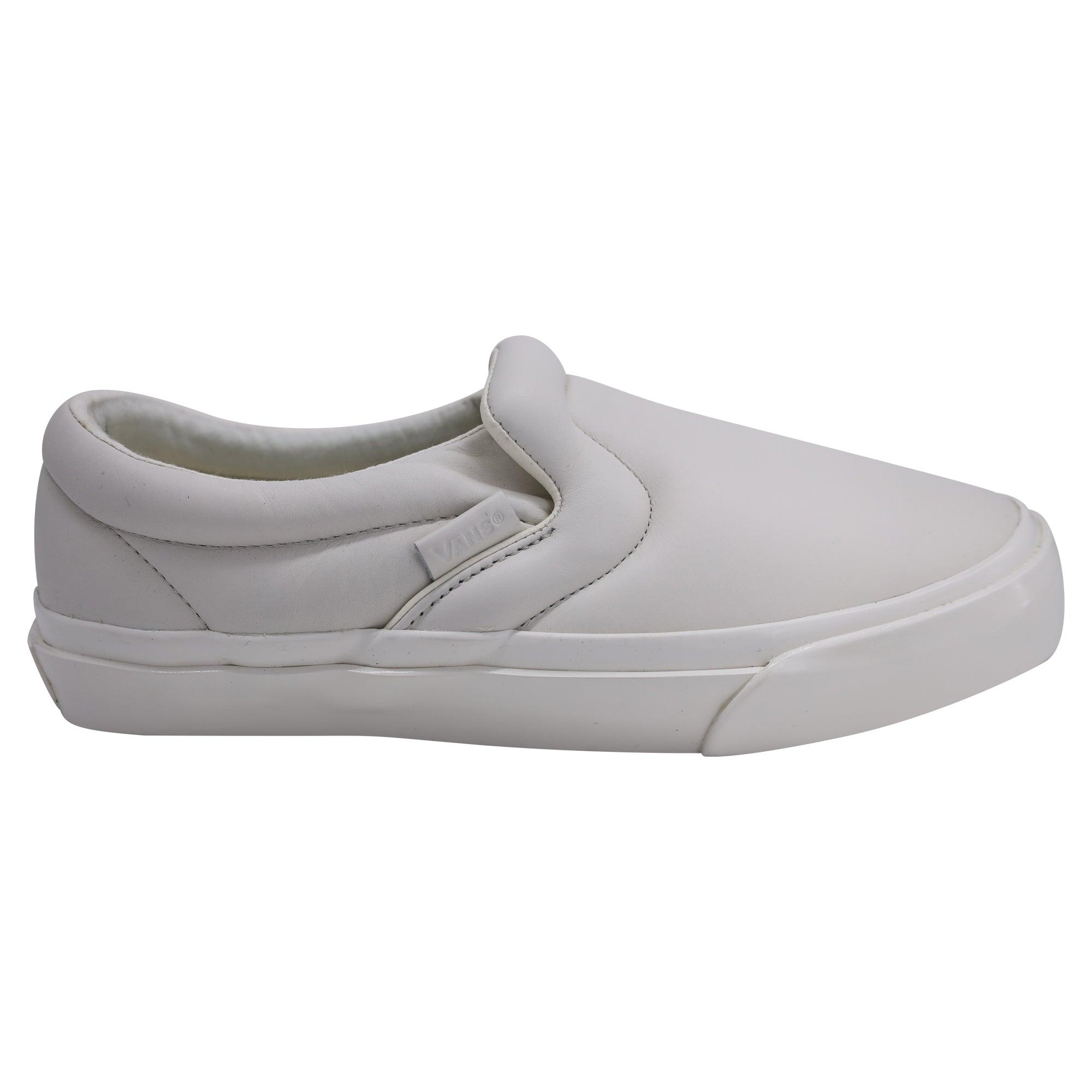 vans x  puffy slip-on shoes in white leather