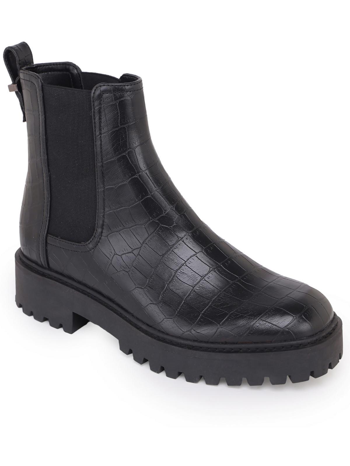 salt lug womens patent pull on chelsea boots