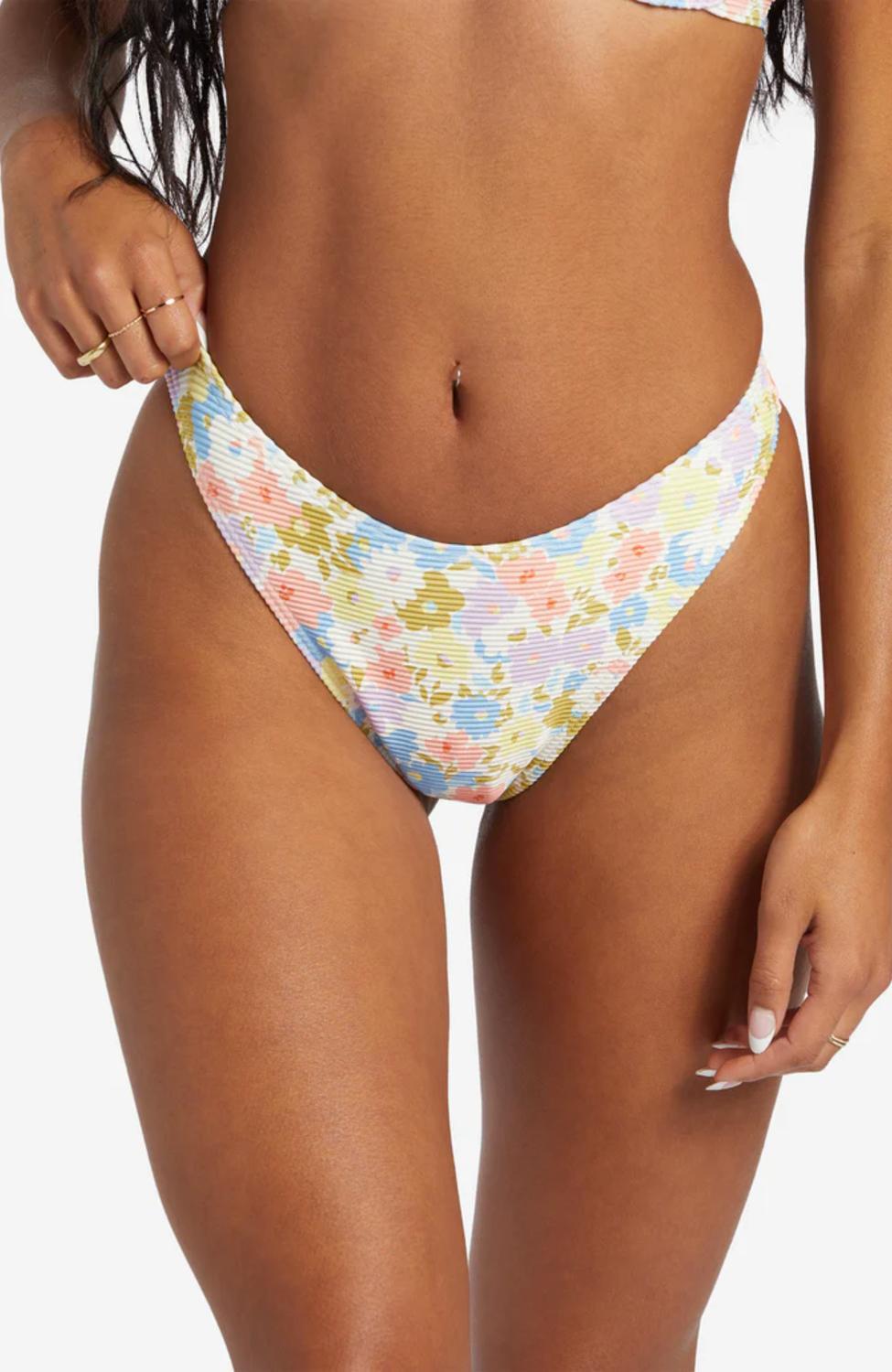 dream chaser hike bikini bottom in multi