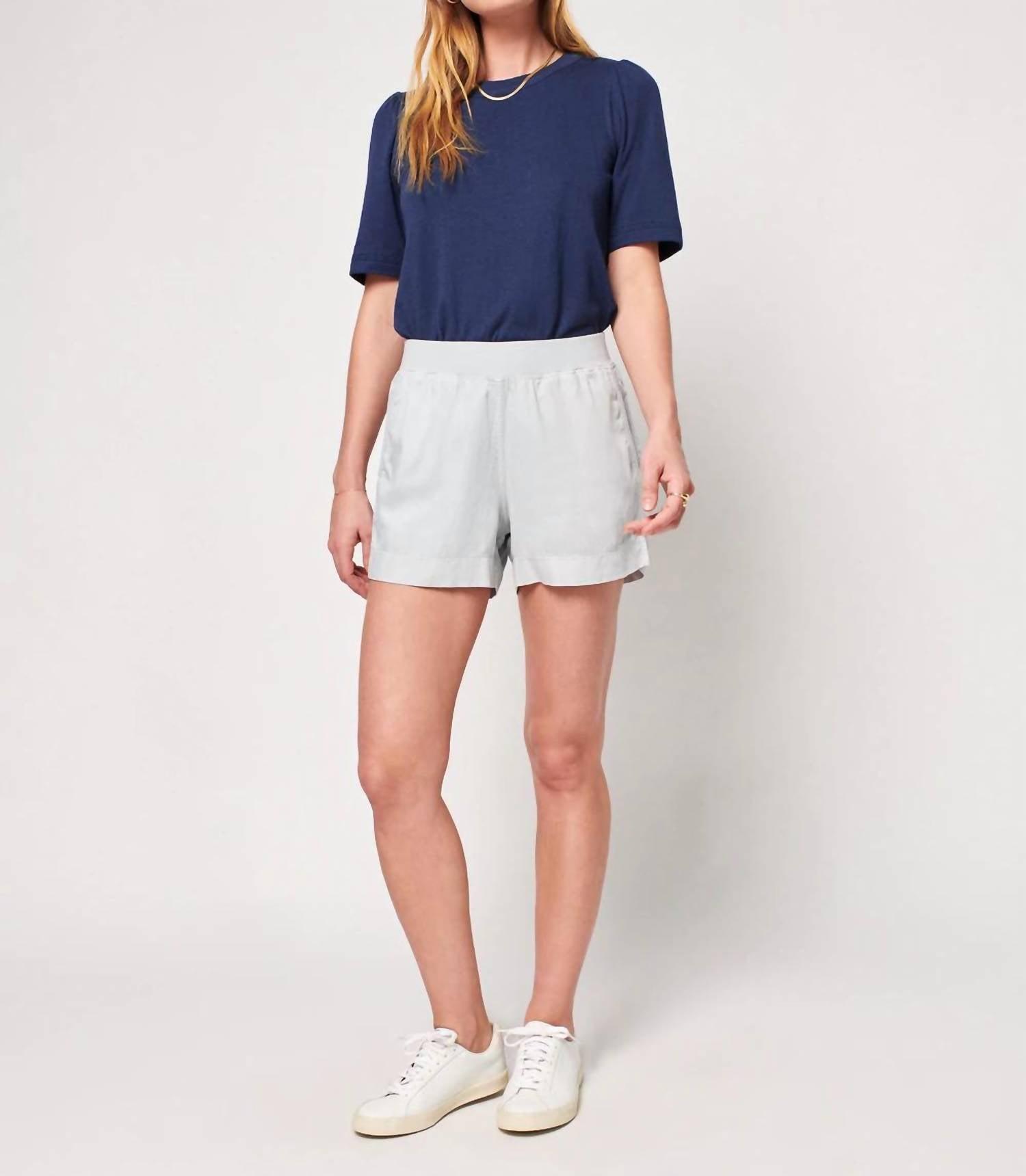 arlie day short in stone