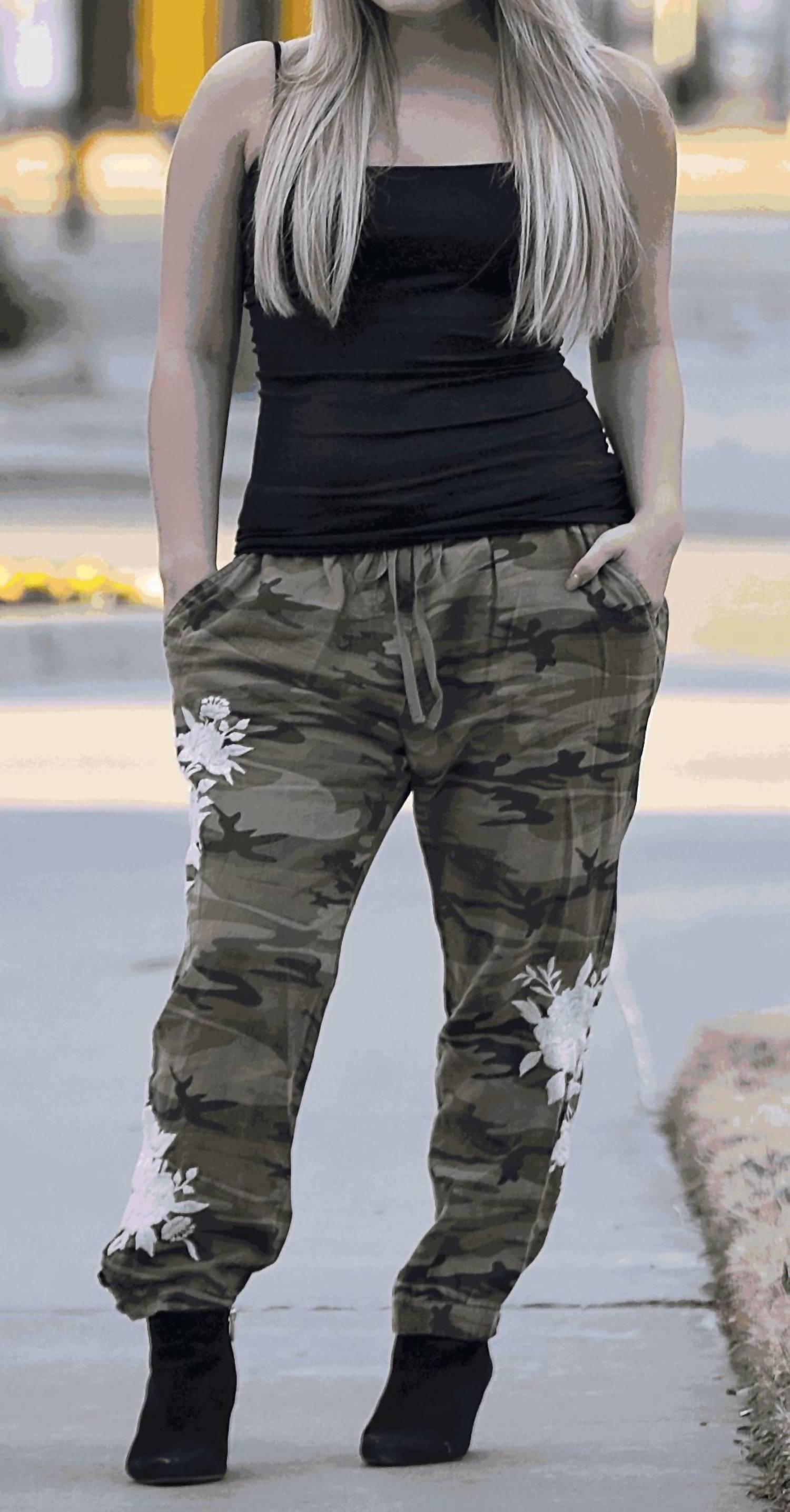 sadie jogger pant in camo