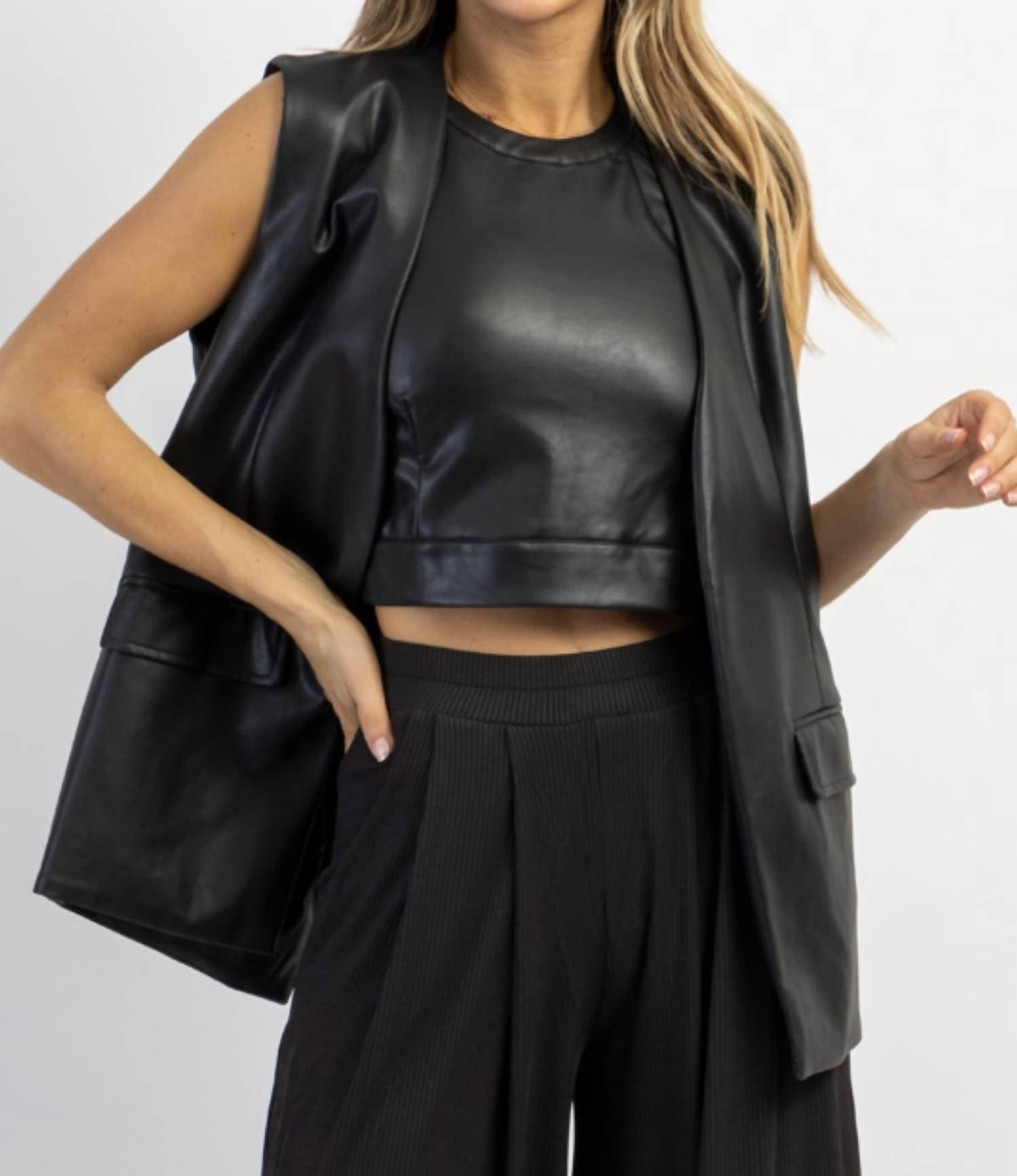 laci leather halter crop and vest set in black