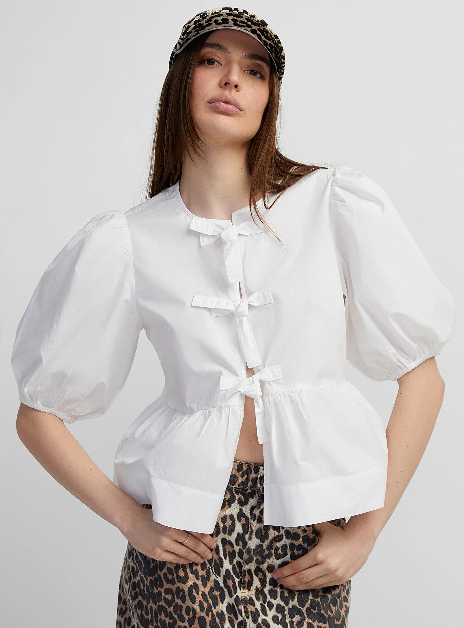 White poplin peplum waist blouse