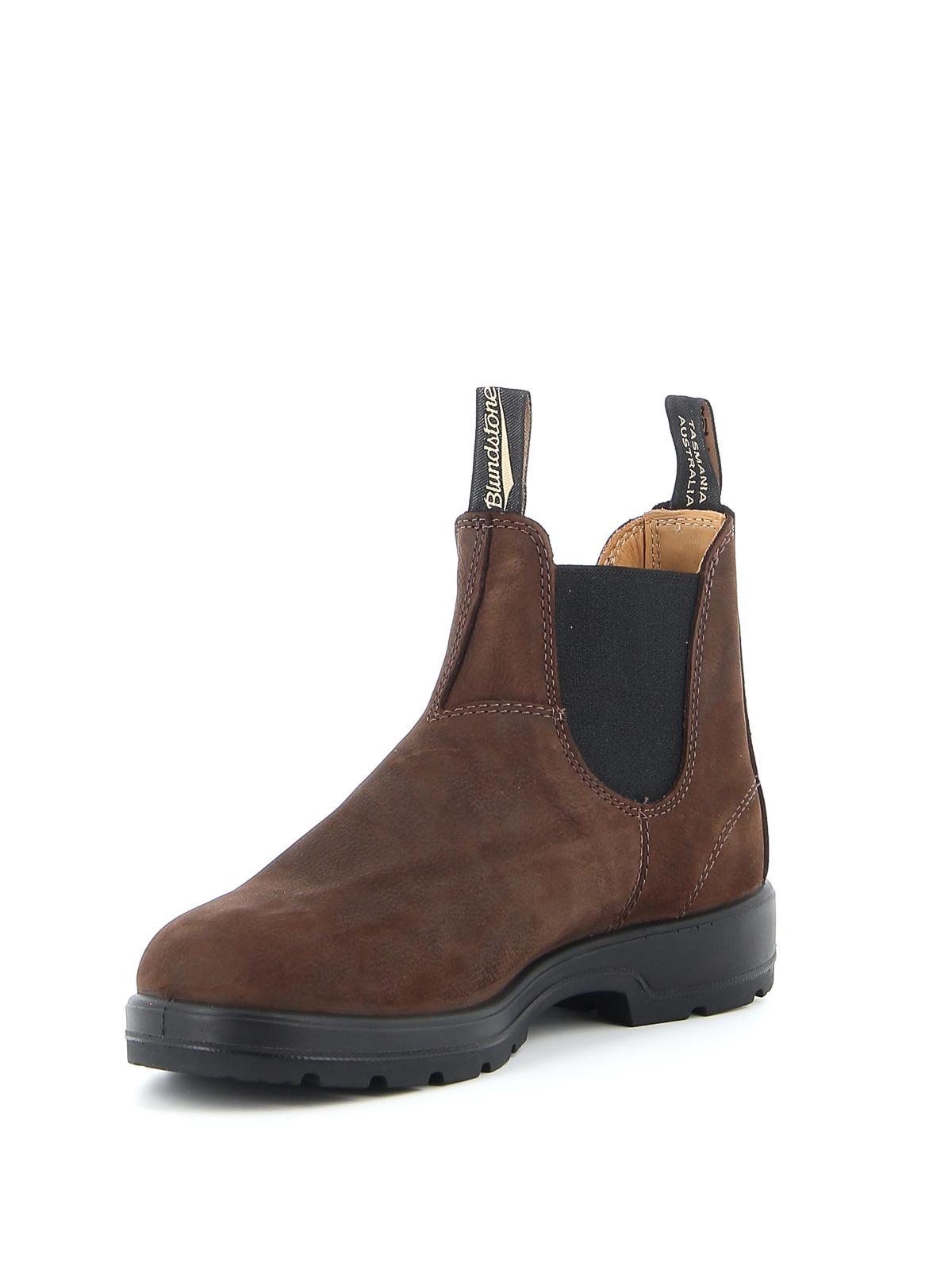 Nubuk Chelsea boots