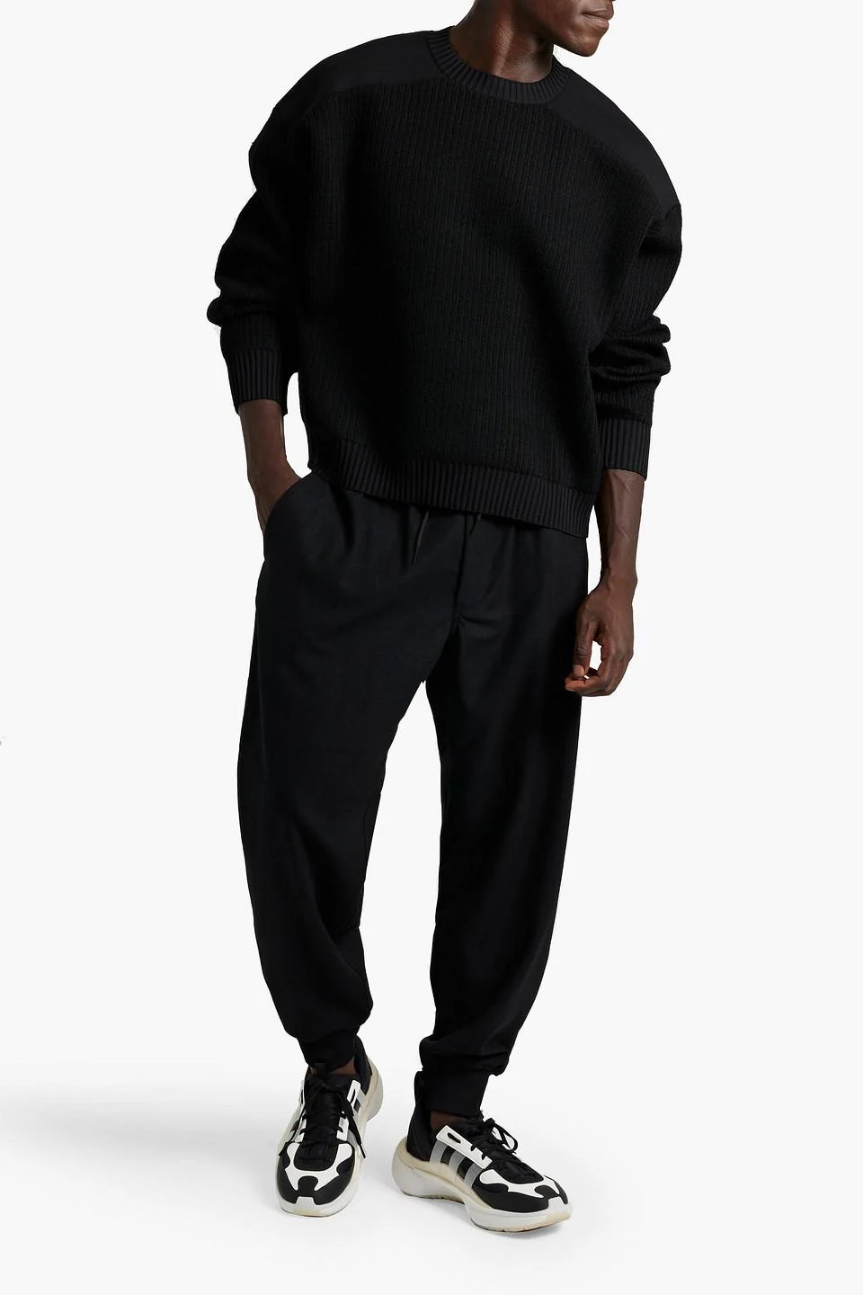 Tapered fleece sweatpants