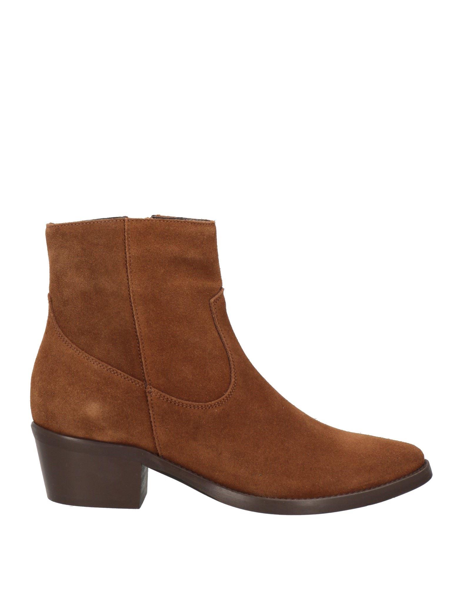 Ankle boot