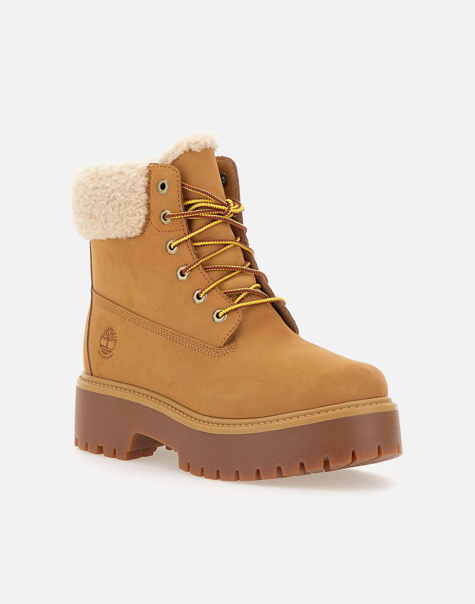 Timberland Boots in Yellow