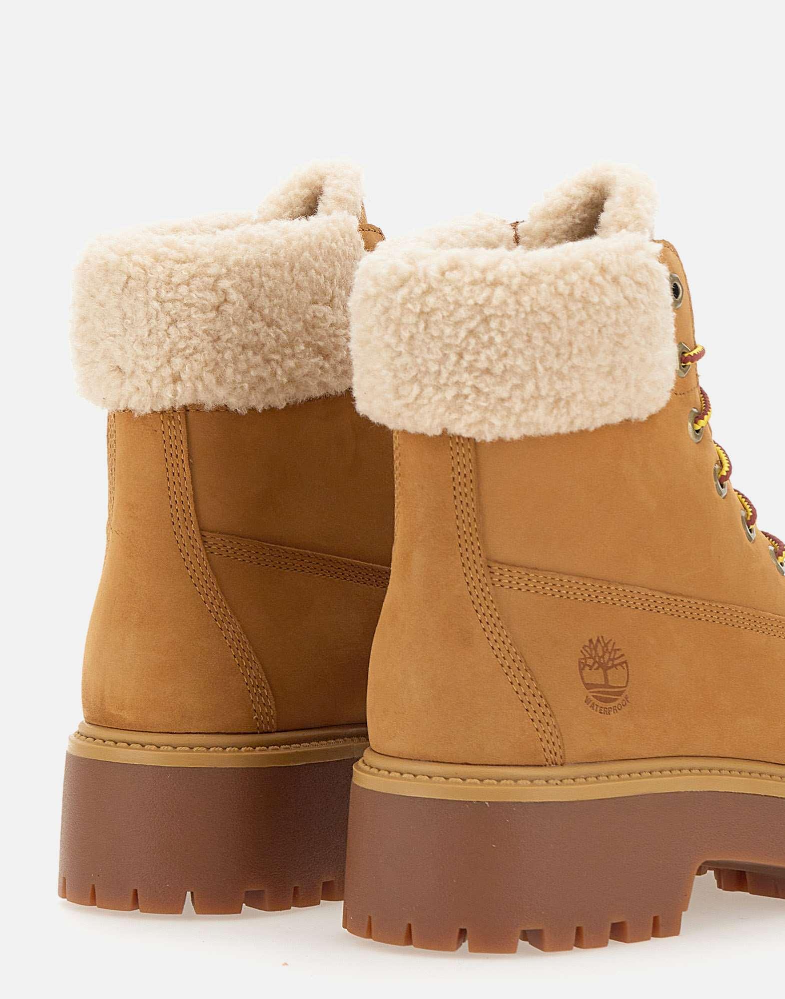 Timberland Boots in Yellow