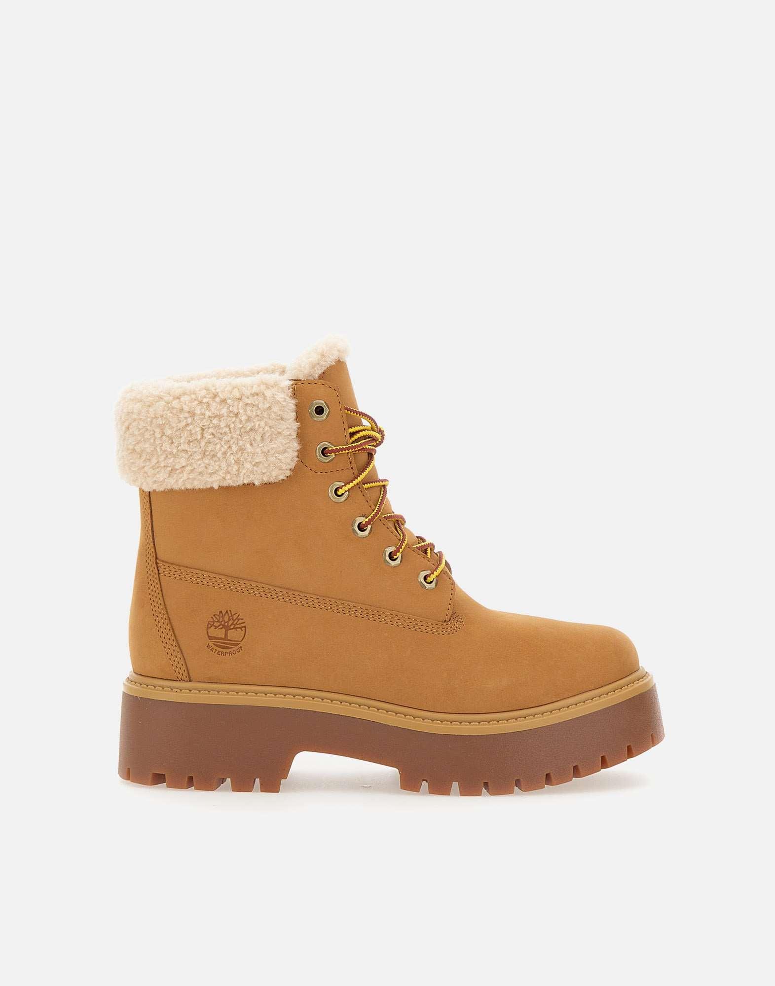 Timberland Boots in Yellow