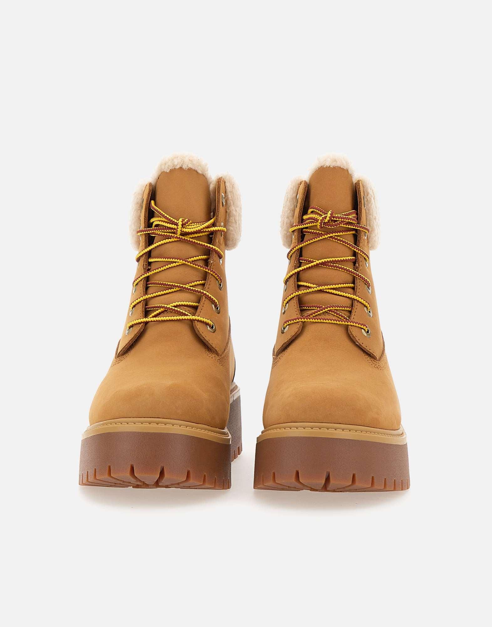 Timberland Boots in Yellow