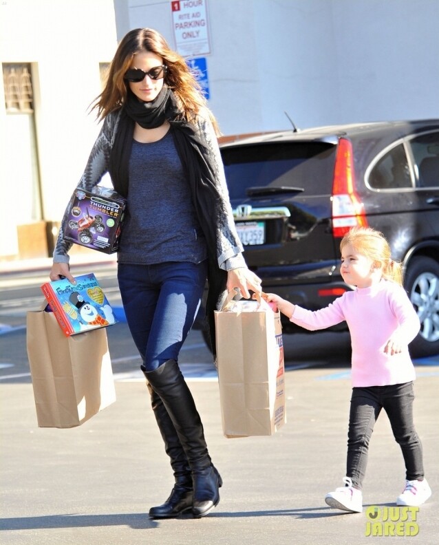 Alessandra Ambrosio LAX Airport November 27, 2013