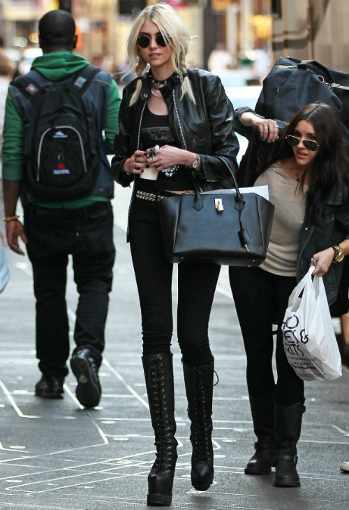 Taylor Momsen Arriving at BBC Radio 1 on June 12, 2014