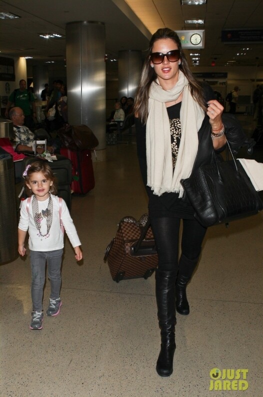 Alessandra Ambrosio LAX Airport November 27, 2013