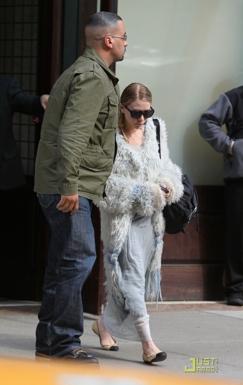 Ashley Olsen Leaves Her Hotel in Tribeca May 24, 2011