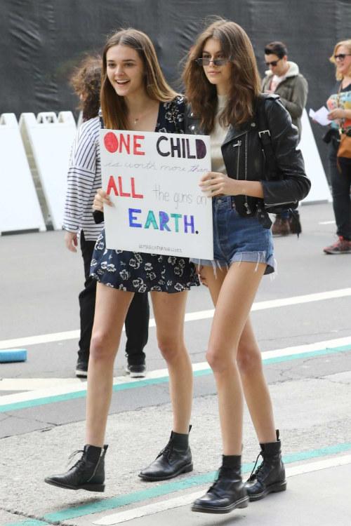 Kaia Gerber Six Flags Magic Mountain June 29, 2021