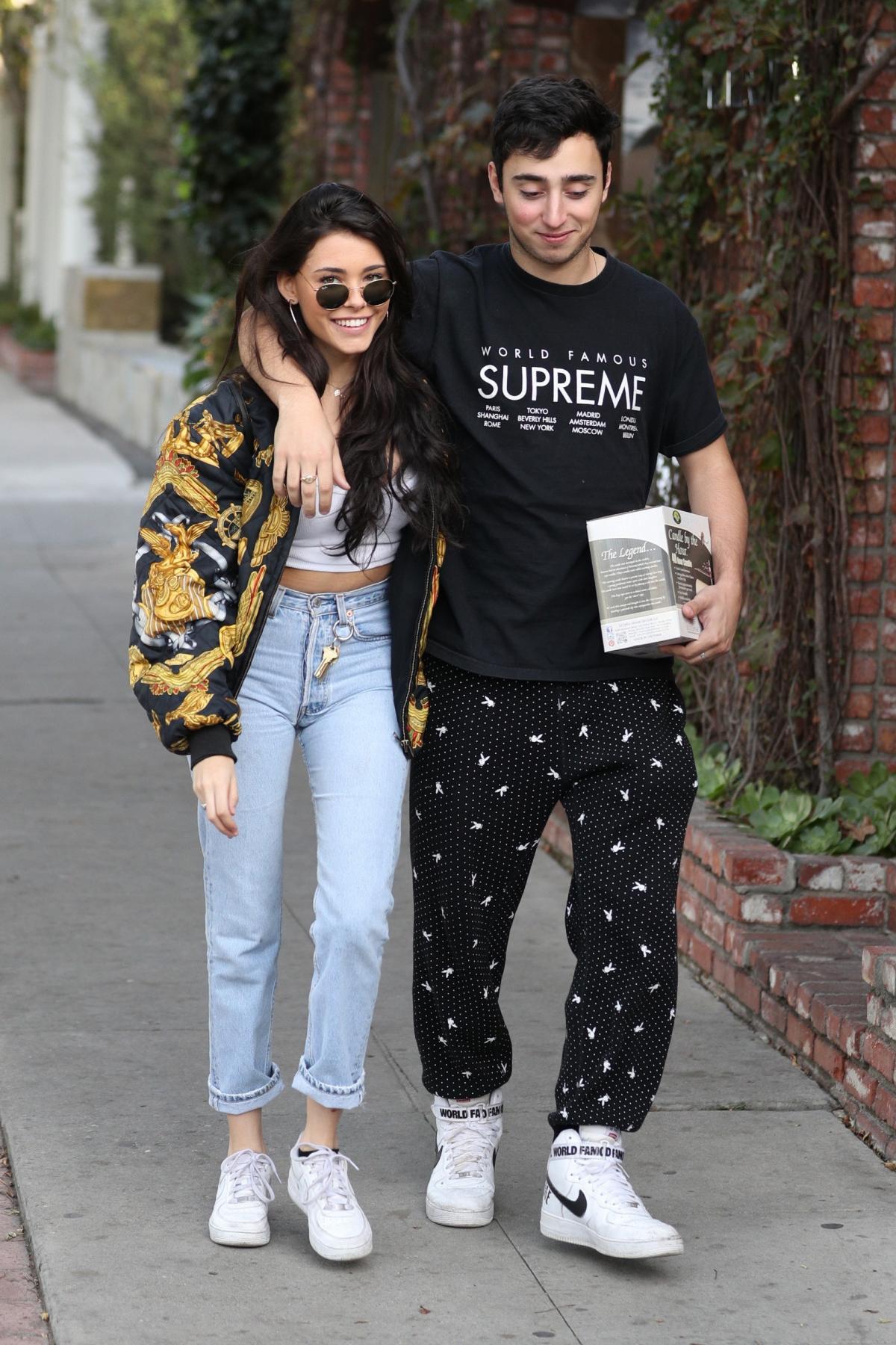 Madison Beer Hands Nail Spa January 2, 2018