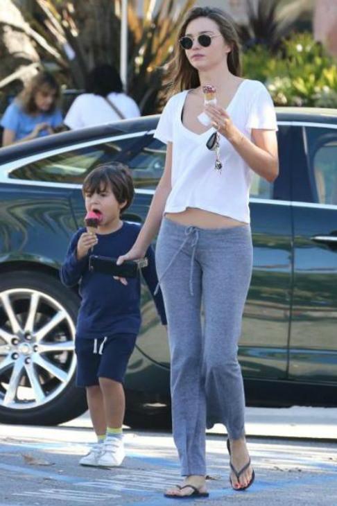 Miranda Kerr Malibu May 4, 2016